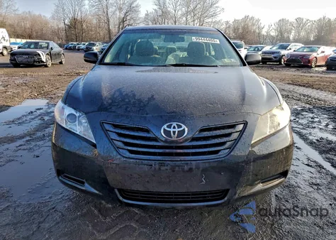 2009 Toyota Camry Se z USA, uszkodzony, nr VIN 4T1BK46K69U585087